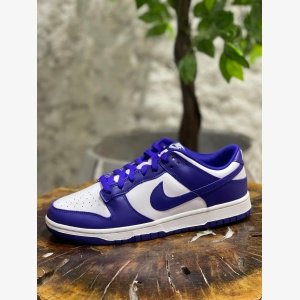 Nike low concord