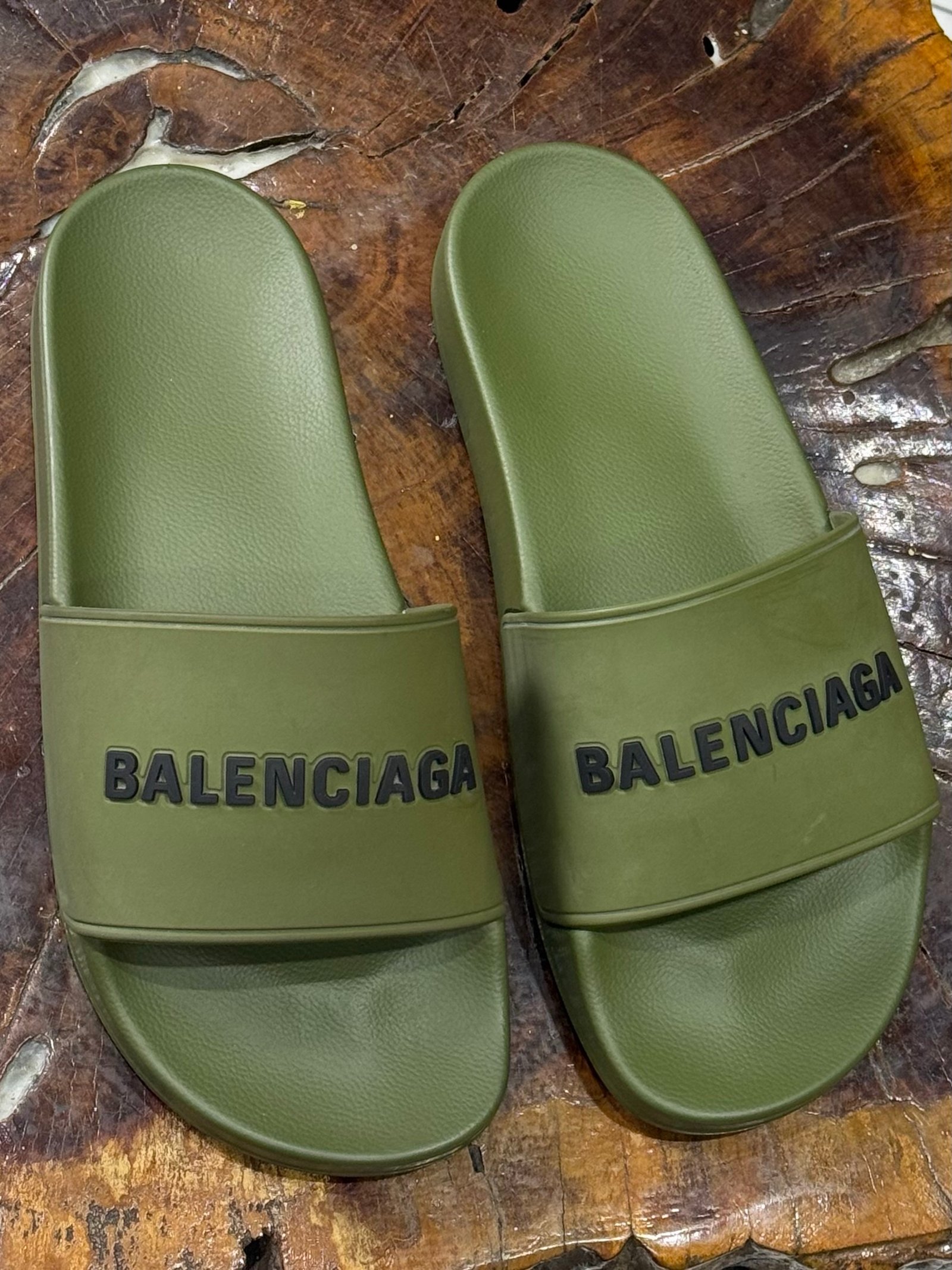 img_1218 Balenciaga Men’s Logo Pool Slide - Image 1