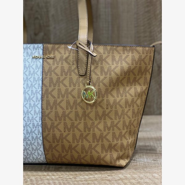 JET SET MEDIUM TWO-TONE LOGO TOTE SHOULDER BAG - Image 9