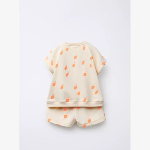 PRINTED T-SHIRT AND BERMUDA SHORTS JOGGING SET - Image 2
