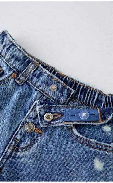 RIPPED DENIM BERMUDA SHORTS - Image 2