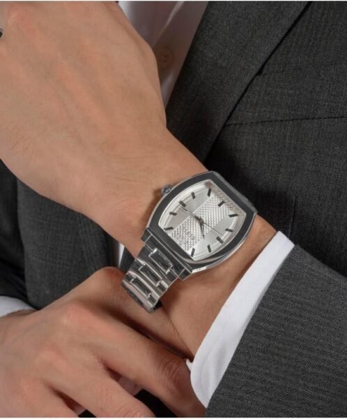 SILVER TONE ANALOG WATCH - Image 6