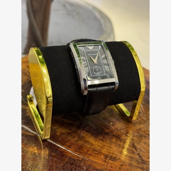 RECTANGULAR BLACK DIAL WATCH - Image 2