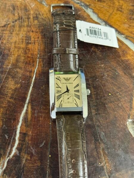 RECTANGULAR BEIGE DIAL WATCH - Image 8