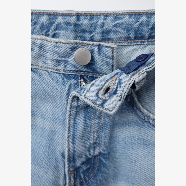 CARGO JEANS WITH POCKETS - Image 4