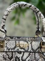 GUESS SATCHEL BAG  ANADELA - Image 3