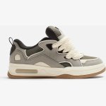 SkATE SNEAKERS - Image 3