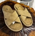 CROSSOVER LEATHER SANDALS