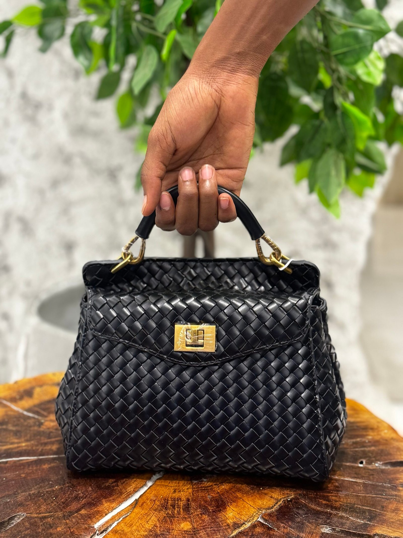 img_4239 LUCIA CLASS TOP HANDLE WOVEN BAG - Image 1