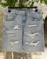 DISTRESSED DEANIM SHORTS