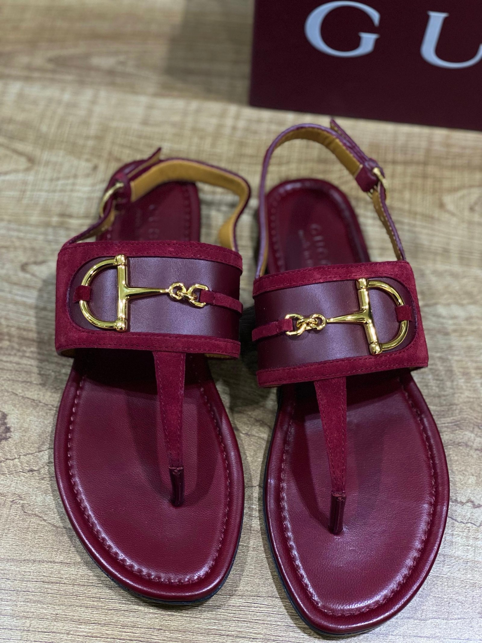 7f6bb59c-41a5-47ab-9c72-3d3bcc49cb65 HORSEBIT THONG FLAT SANDALS - Image 1