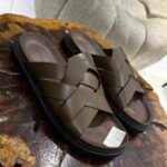 LUKAS SLIDE SANDALS
