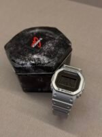 G SHOCK- DIGITAL
5600 SERIES
DW-5600FF-8