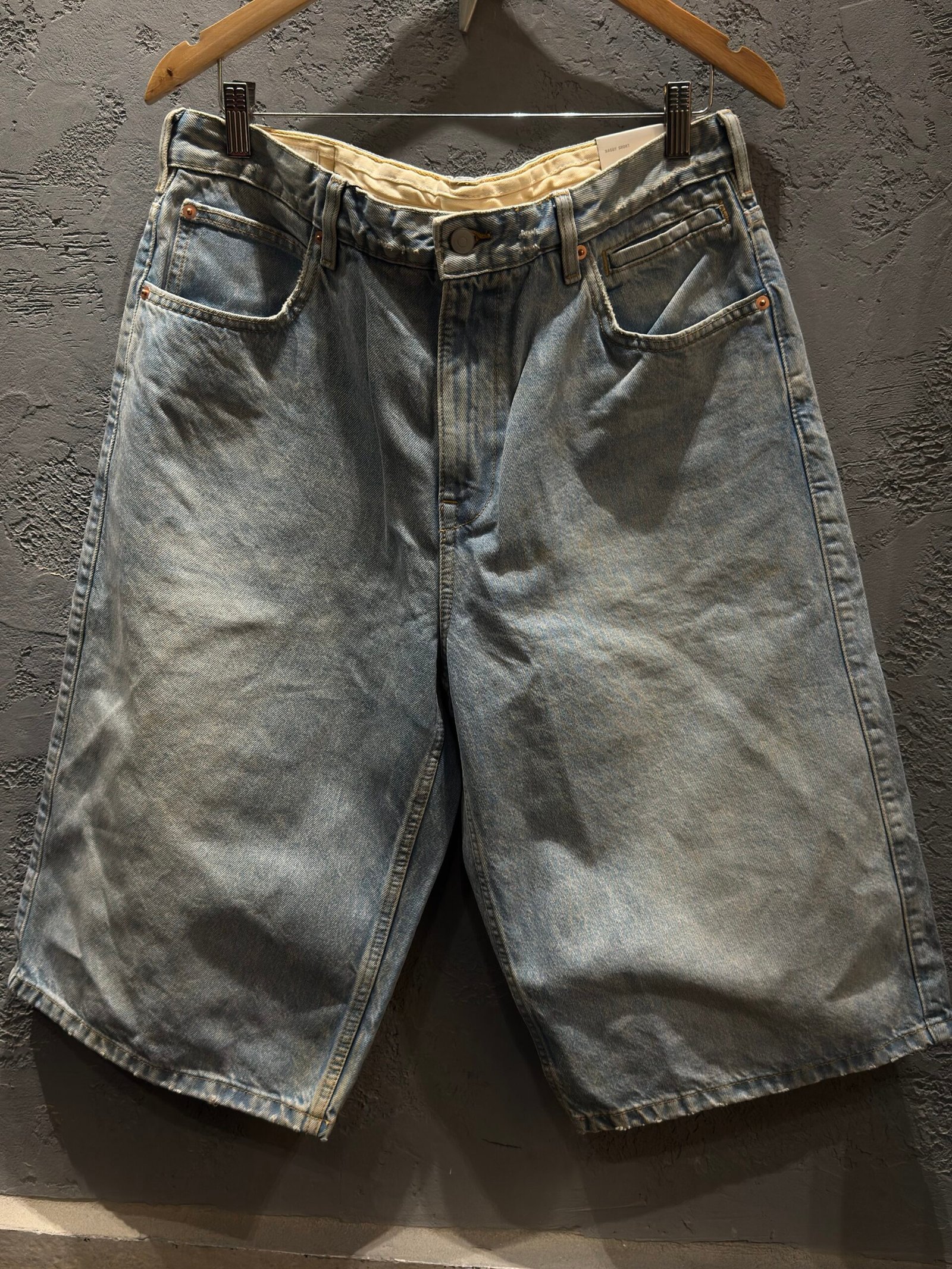 img_1342 ZARA-VINTAGE-EFFECT BAGGY FIT DENIM BERMUDA SHORTS - Image 1