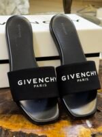 4G FLAT SANDALS