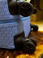 SIGNATURE LOGO SUITCASE - Image 6