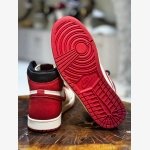 AIR JORDAN 1 RERTRO HIGH OG - Image 10