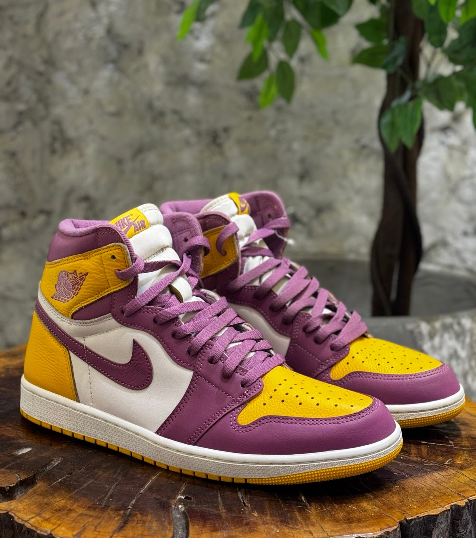 img_2543 AIR JORDAN 1 RETRO HIGH OG- ON SALE - Image 1