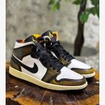 AIR JORDAN 1 MID SE- ON SALE