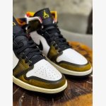 AIR JORDAN 1 MID SE- ON SALE - Image 4