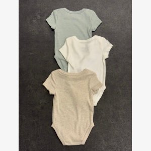 3 piece baby bodysuit