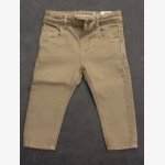 Slim-fit denim jeans