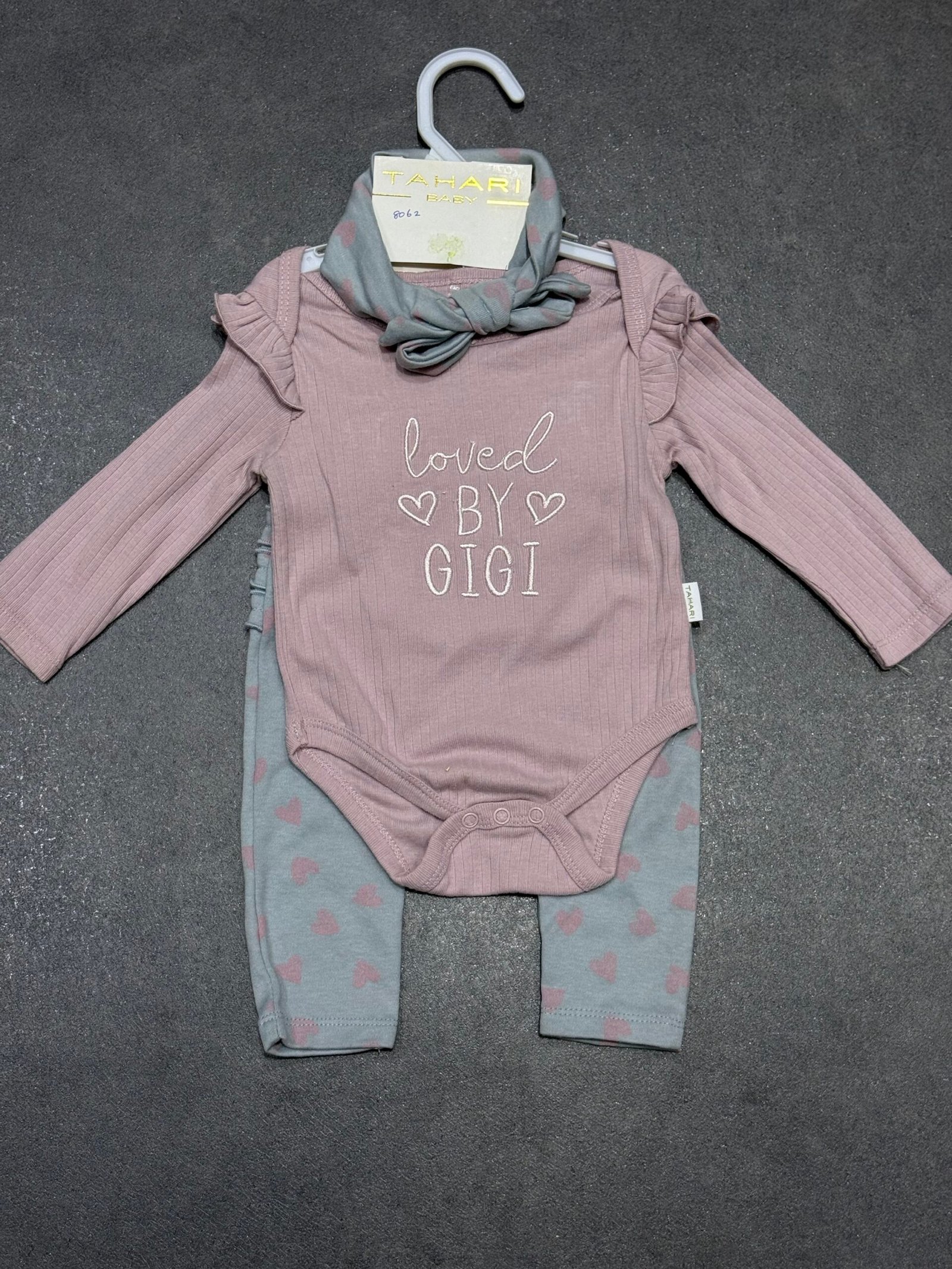 img_9769-2 Tahari Baby 3-piece infant clothing set - Image 1