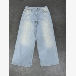 Relaxed Fit Jeans