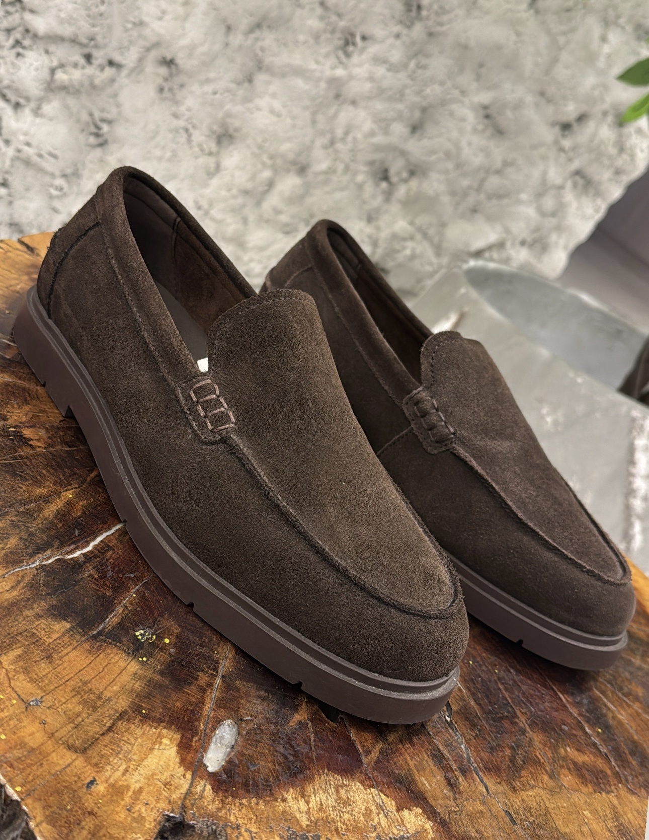 fb539ab8-c78a-48c9-a37e-2c434f32af46 CASUAL LEATHER LOAFERS - Image 1