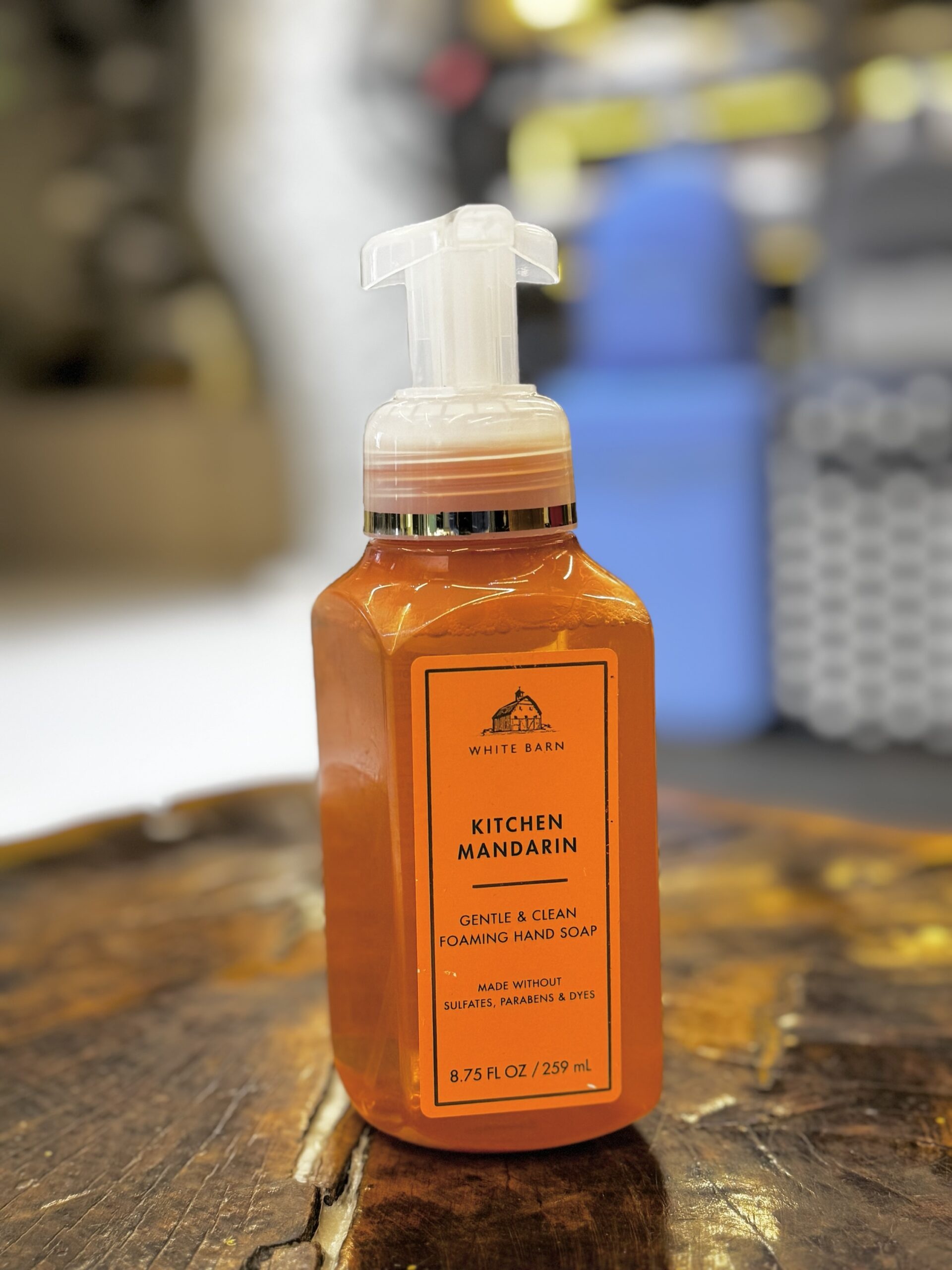 img_0298-4 KITCHEN MANDARIN GENTLE & CLEAN FOAMING HAND SOAP - Image 1