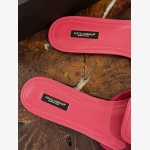 DOLCE & GABBAN DG AMORE  BIANCA LEATHER SLIDES - Image 4