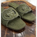 GUCCI INTERLOCKING GG CANVAS SANDALS - Image 2