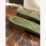GUCCI INTERLOCKING GG CANVAS SANDALS - Image 3