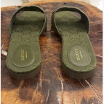 GUCCI INTERLOCKING GG CANVAS SANDALS - Image 5