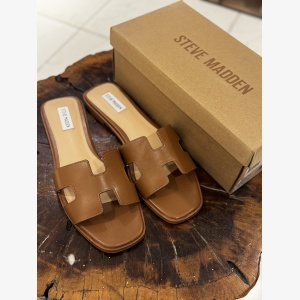 HADYN COGNAC LEATHER