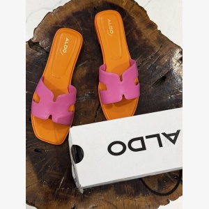ALDO ITSANDAL COLOR BLOCK FLAT SANDALS
