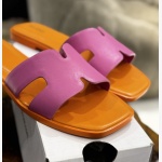 ALDO ITSANDAL COLOR BLOCK FLAT SANDALS - Image 2