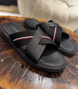 CRISS CROSS LEATHER SANDALS