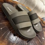 OFF-WHITE INDUSTRIAL BELT SLIDER SANDALS