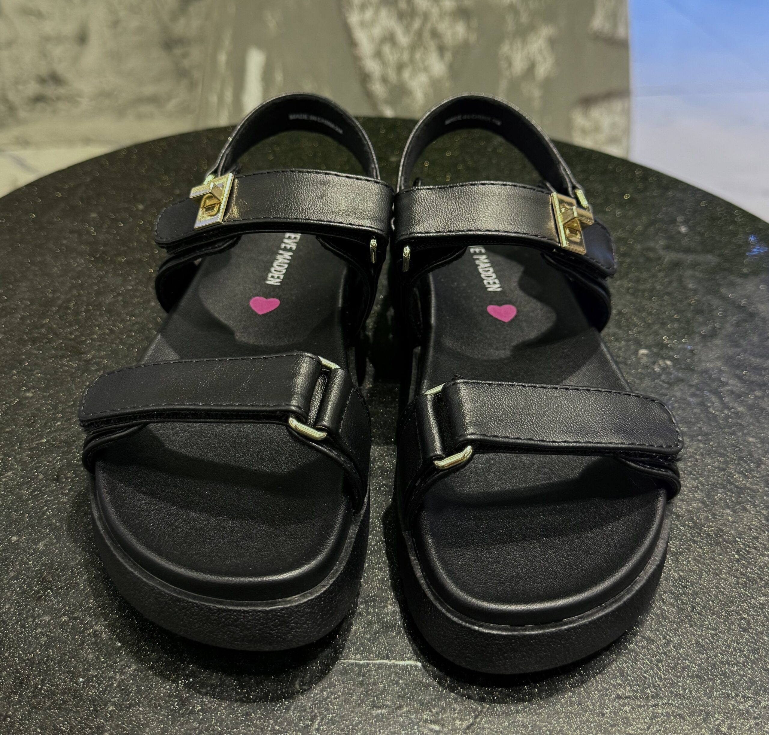 img_4640 KIDS' MONA BLACK SANDAL - Image 1