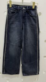 Zara: Kids Girls’ Wide-Leg Jeans with Chain Details - Image 2
