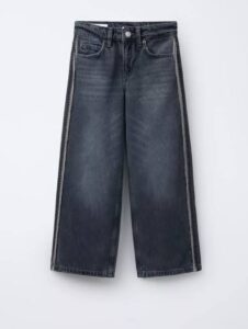 Zara: Kids Girls’ Wide-Leg Jeans with Chain Details
