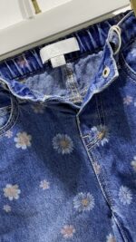Zara: Kids Wide-Leg Daisy Print Jeans - Image 4